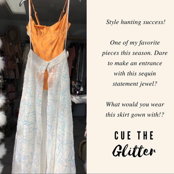 SEQUIN SKIRT GOWN OPEN FRONT 10 - Picture 1 of 5